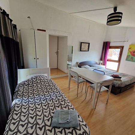 Studio, chambres, appartement, gite Vendegies-sur-Ecaillon Extérieur photo