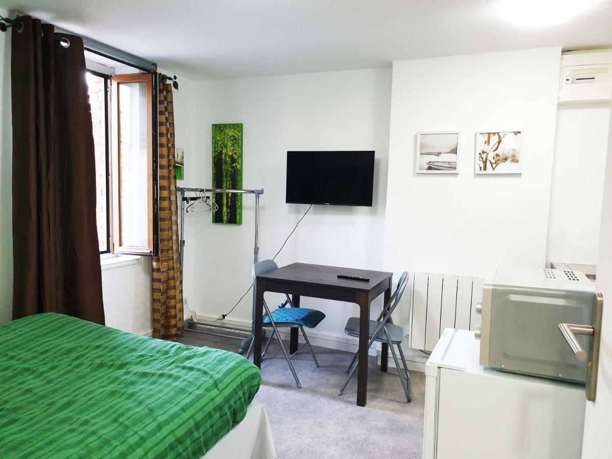 Studio, chambres, appartement, gite Vendegies-sur-Ecaillon Extérieur photo