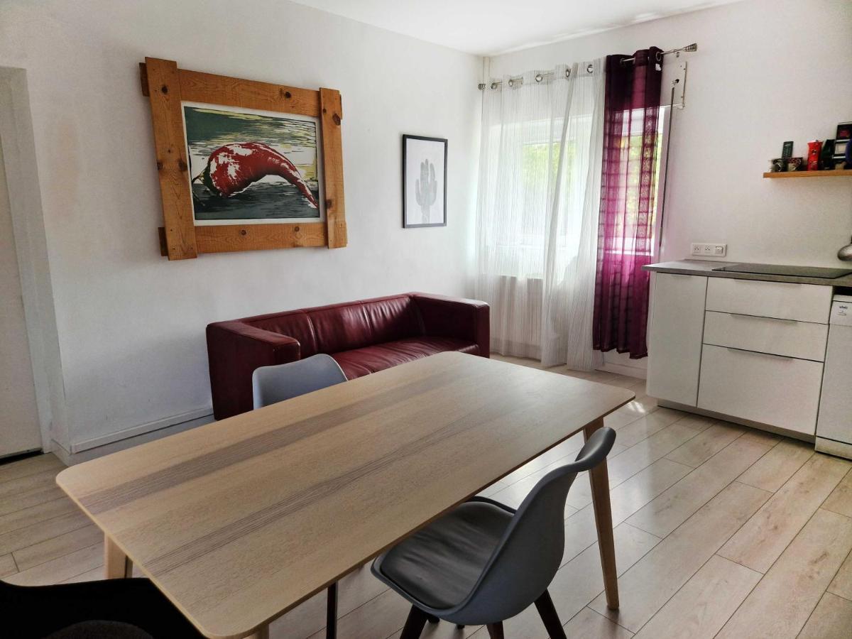 Studio, chambres, appartement, gite Vendegies-sur-Ecaillon Extérieur photo