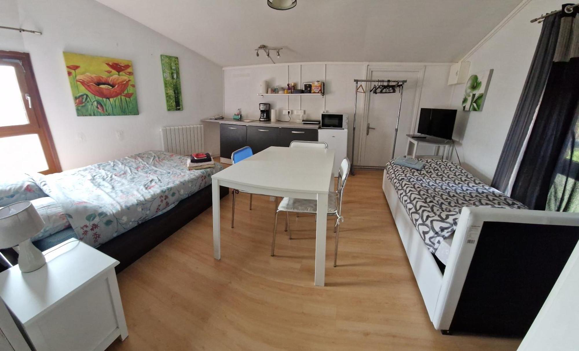 Studio, chambres, appartement, gite Vendegies-sur-Ecaillon Extérieur photo