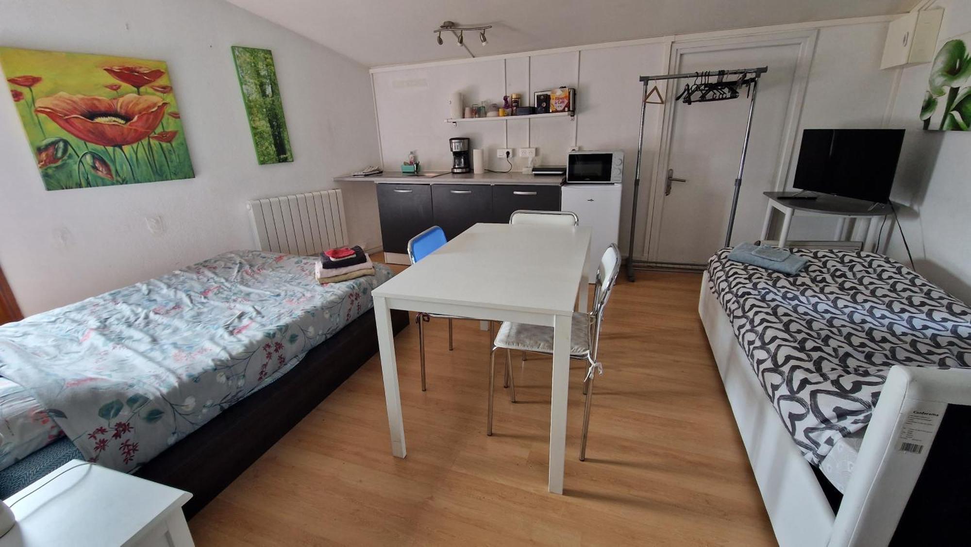 Studio, chambres, appartement, gite Vendegies-sur-Ecaillon Extérieur photo